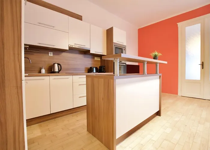 Appartement Standard By Hi5 - Dessewffy 2 Bedroom Budapest