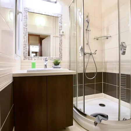 Standard By Hi5 - Dessewffy 2 Bedroom 부다페스트