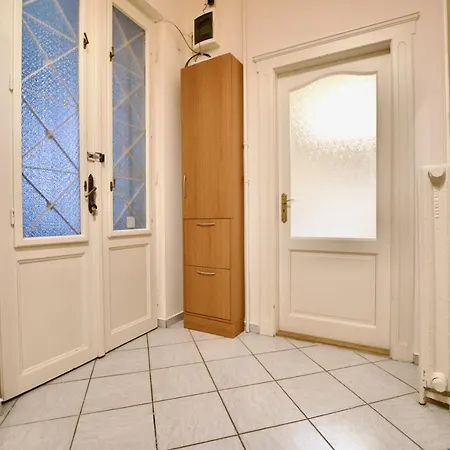 Standard By Hi5 - Dessewffy 2 Bedroom 아파트 부다페스트