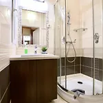 Standard By Hi5 - Dessewffy 2 Bedroom Budapešť