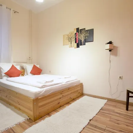 Standard By Hi5 - Dessewffy 2 Bedroom